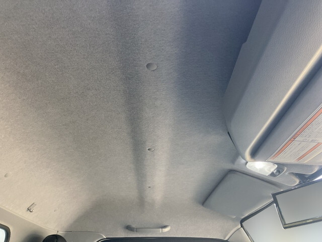 三菱ふそうキャンターアルミバン小型（2t・3t）[写真28]