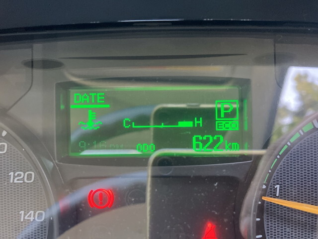 三菱ふそうキャンターアルミバン小型（2t・3t）[写真30]