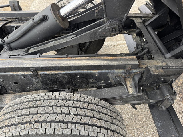 いすゞエルフローダーダンプ小型（2t・3t）[写真27]