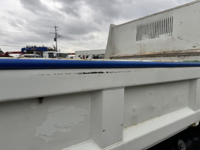 いすゞエルフローダーダンプ小型（2t・3t）[写真38]