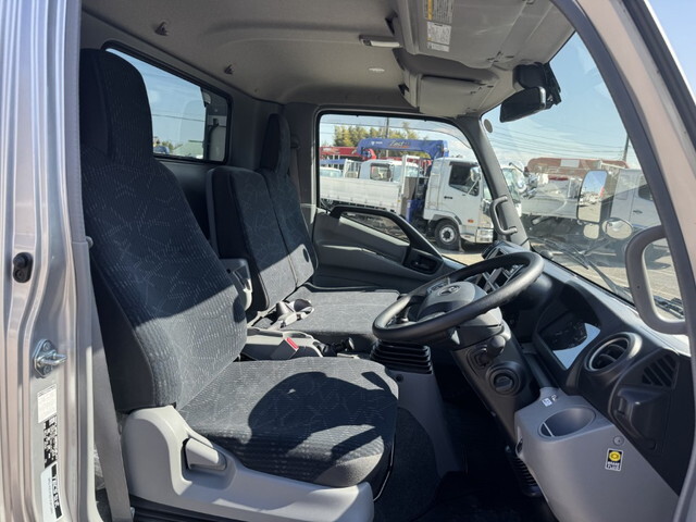 トヨタダイナセーフティローダー小型（2t・3t）[写真16]