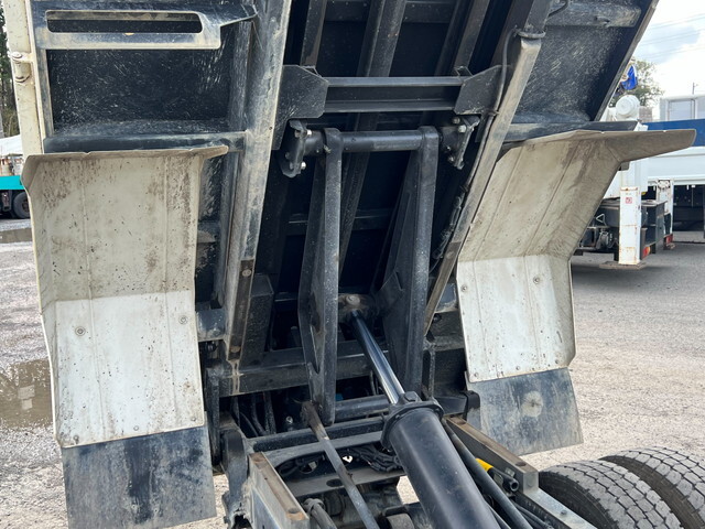 日野デュトロローダーダンプ小型（2t・3t）[写真14]