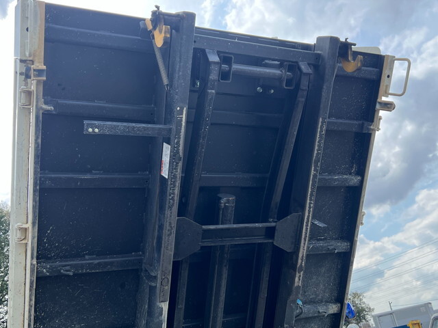 日野デュトロローダーダンプ小型（2t・3t）[写真16]