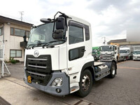 UDトラックスクオントレーラーヘッド（トラクターヘッド）大型（10t）[写真04]