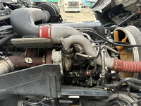 UDトラックスクオンアルミブロック大型（10t）[写真13]