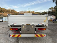 UDトラックスクオンアルミブロック大型（10t）[写真01]