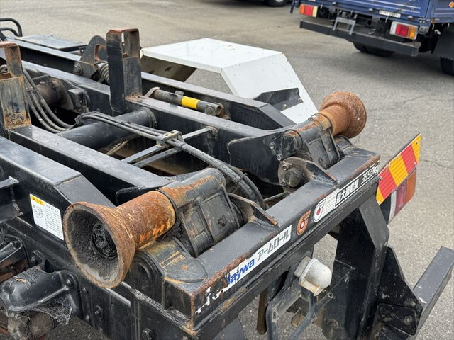 三菱ふそうファイターコンテナ専用車中型（4t）[写真10]