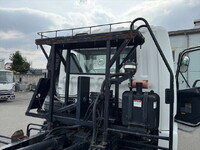 三菱ふそうファイターコンテナ専用車中型（4t）[写真13]