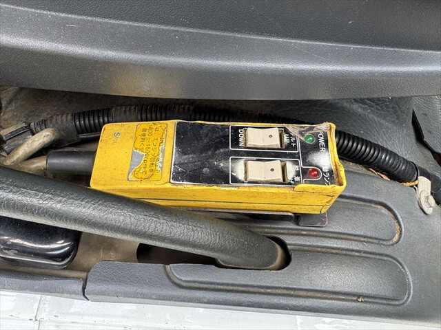 三菱ふそうファイターコンテナ専用車中型（4t）[写真22]