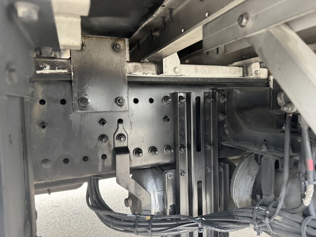 日野プロフィアアルミウイング大型（10t）[写真24]