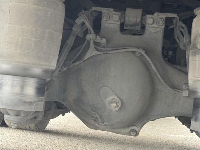 日野プロフィアアルミウイング大型（10t）[写真28]