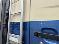 日野プロフィアアルミウイング大型（10t）[写真38]