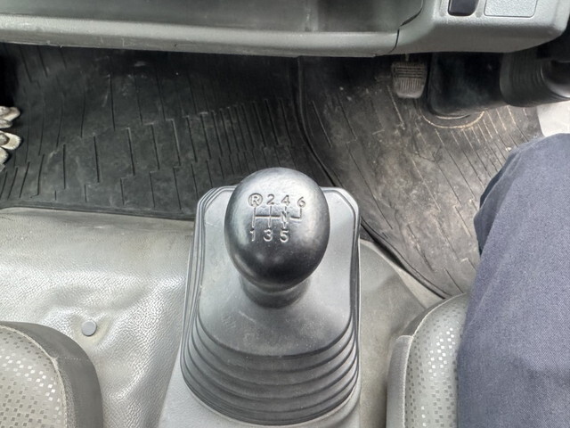 日野デュトロバキュームカー小型（2t・3t）[写真07]