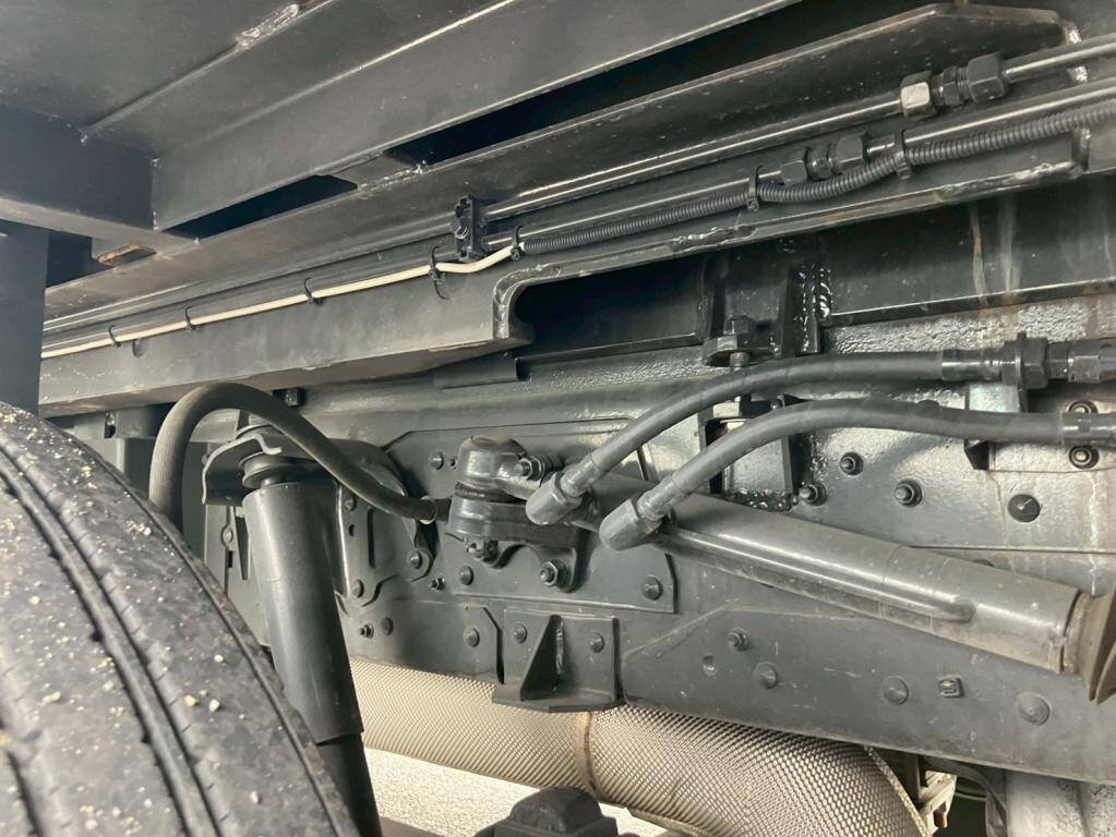 三菱ふそうスーパーグレートセーフティローダー大型（10t）[写真17]