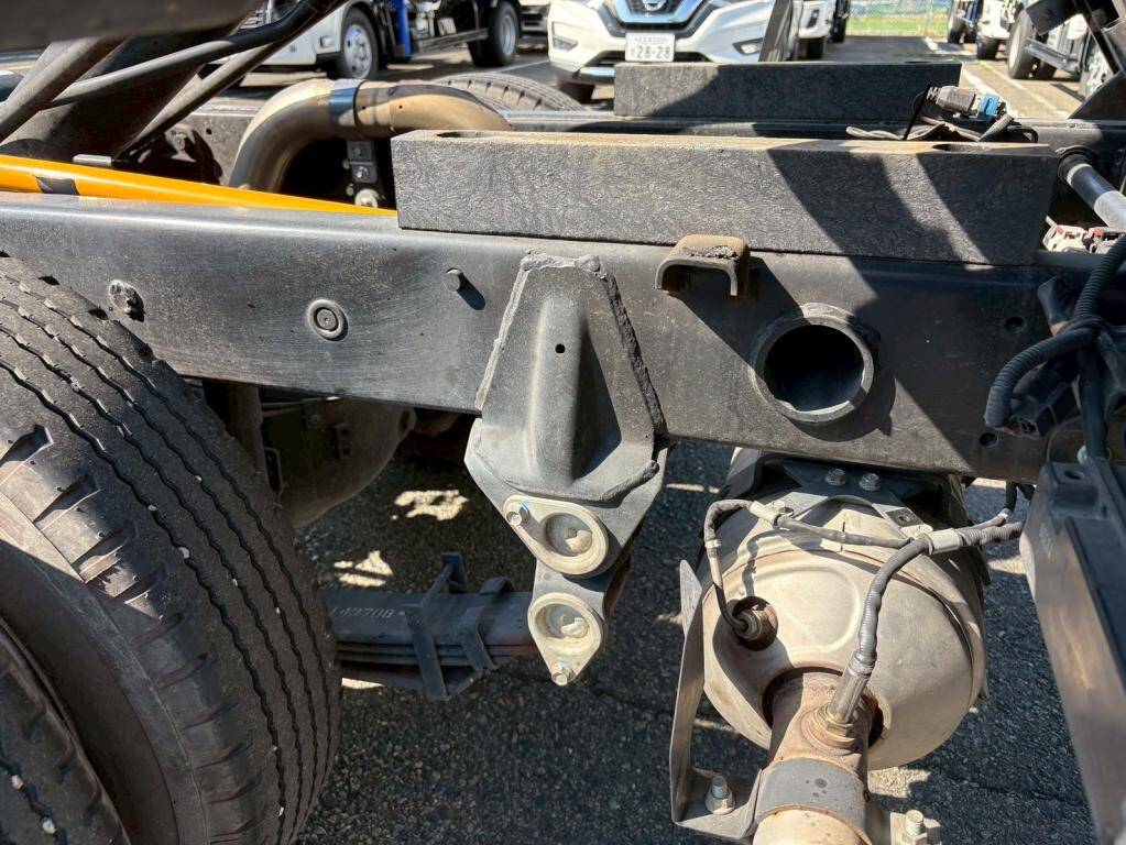 三菱ふそうキャンターダンプ小型（2t・3t）[写真14]