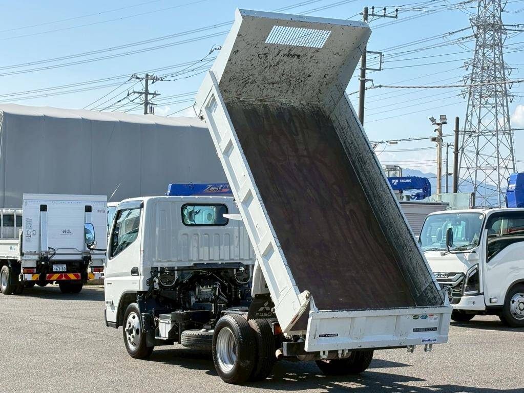 三菱ふそうキャンターダンプ小型（2t・3t）[写真09]