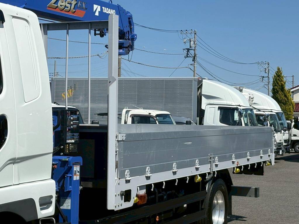 三菱ふそうファイタークレーン4段増トン（6t・8t）[写真04]