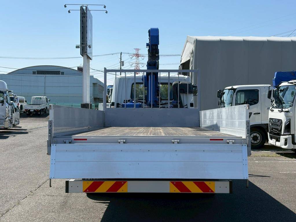 三菱ふそうファイタークレーン4段増トン（6t・8t）[写真09]