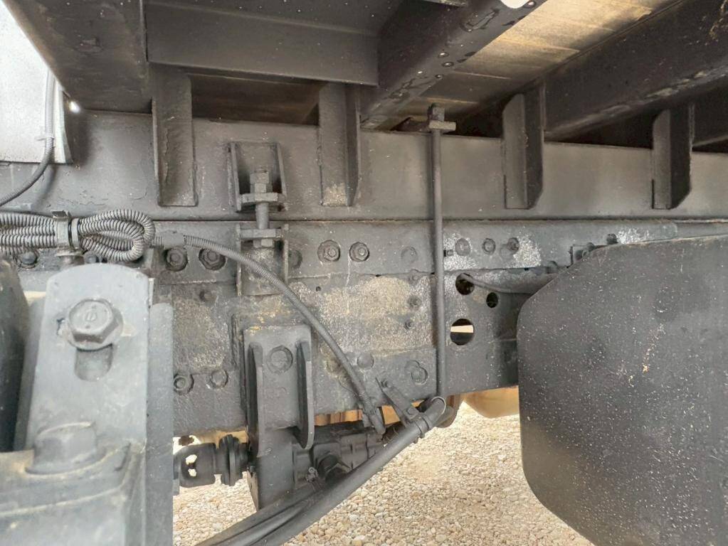 三菱ふそうスーパーグレートクレーン4段大型（10t）[写真11]