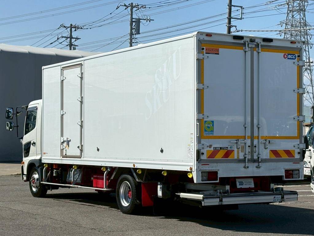 日野レンジャー冷凍車（冷蔵車）中型（4t）[写真03]