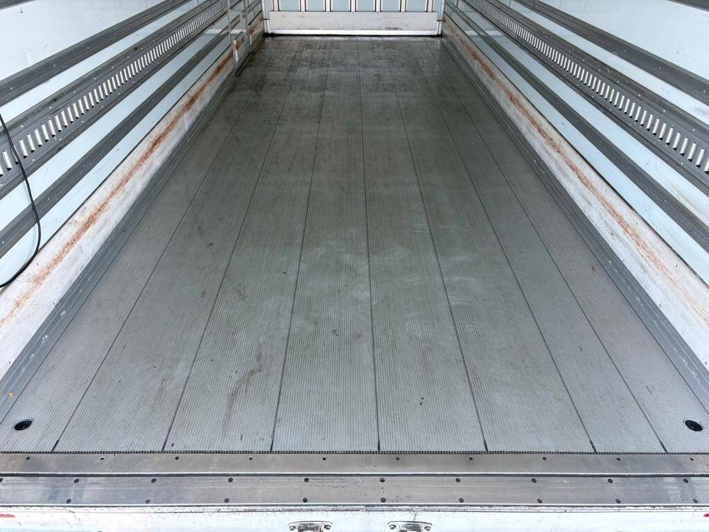 日野レンジャー冷凍車（冷蔵車）中型（4t）[写真06]