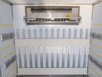 三菱ふそうキャンター冷凍車（冷蔵車）小型（2t・3t）[写真12]