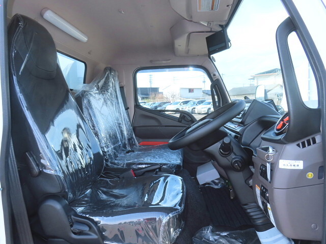 三菱ふそうキャンター冷凍車（冷蔵車）小型（2t・3t）[写真24]