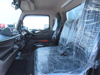 三菱ふそうキャンター冷凍車（冷蔵車）小型（2t・3t）[写真26]