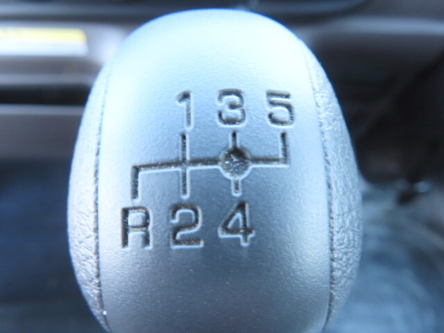 三菱ふそうキャンター冷凍車（冷蔵車）小型（2t・3t）[写真30]