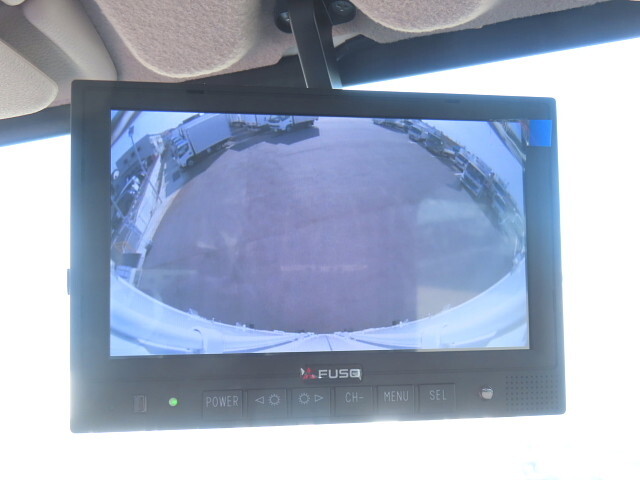 三菱ふそうキャンター冷凍車（冷蔵車）小型（2t・3t）[写真31]