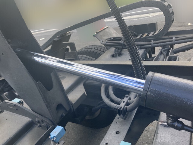 日野デュトロセーフティローダー小型（2t・3t）[写真16]