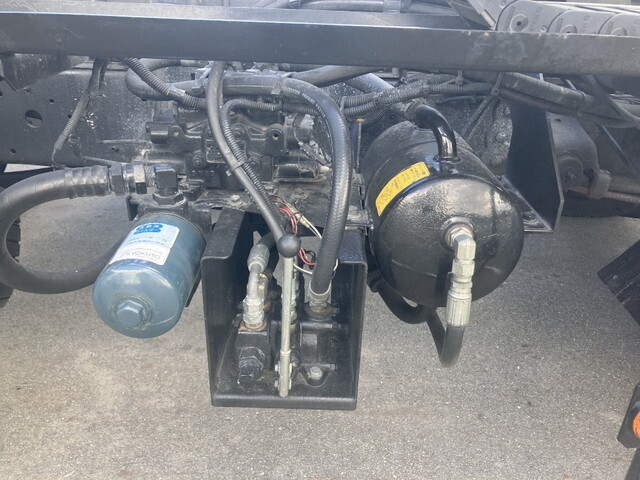 日野デュトロセーフティローダー小型（2t・3t）[写真19]