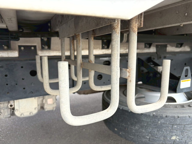 日野レンジャーアルミウイング中型（4t）[写真25]