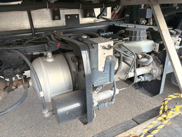 日野レンジャーアルミウイング中型（4t）[写真32]