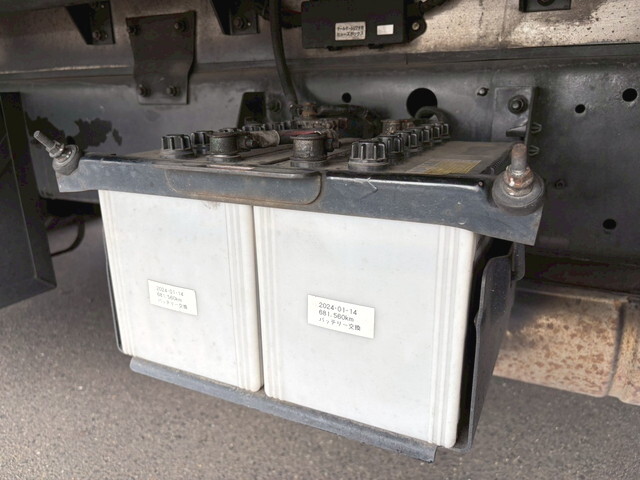 日野レンジャーアルミウイング中型（4t）[写真34]