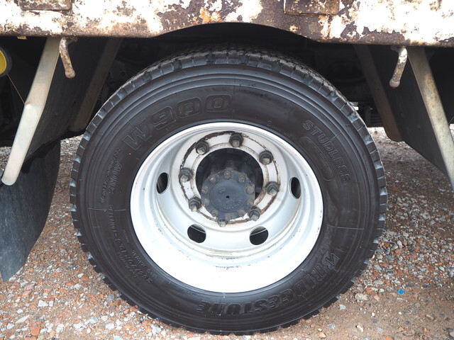 日野レンジャーセルフクレーン4段増トン（6t・8t）[写真26]