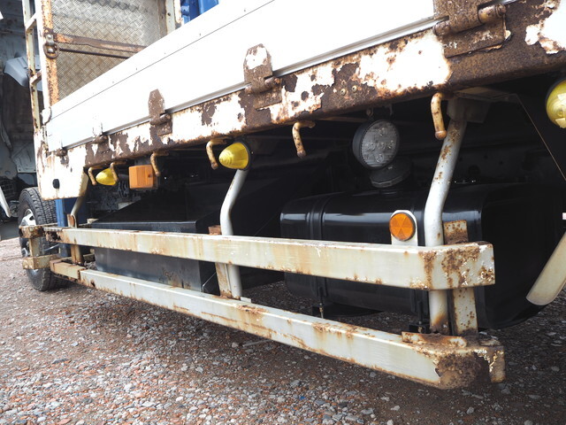 日野レンジャーセルフクレーン4段増トン（6t・8t）[写真27]