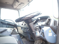 日野レンジャーセルフクレーン4段増トン（6t・8t）[写真35]