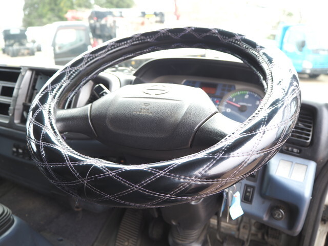 日野レンジャーセルフクレーン4段増トン（6t・8t）[写真35]