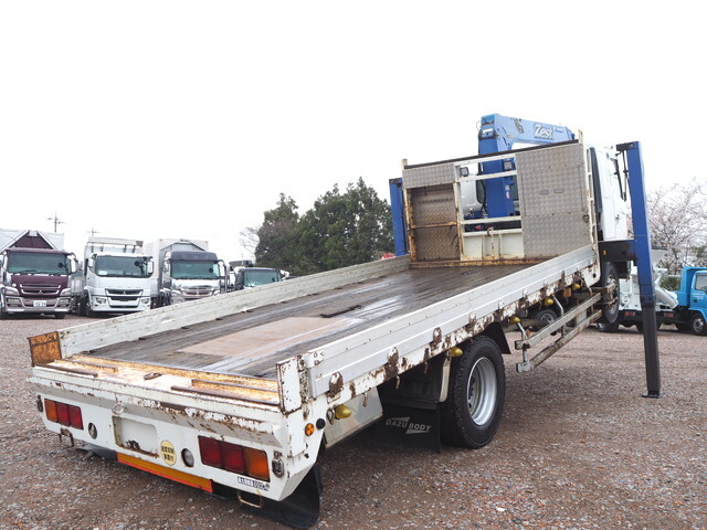 日野レンジャーセルフクレーン4段増トン（6t・8t）[写真04]