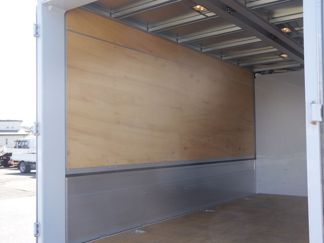 トヨタトヨエースアルミウイング小型（2t・3t）[写真13]