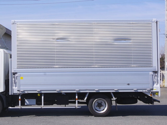 トヨタトヨエースアルミウイング小型（2t・3t）[写真18]