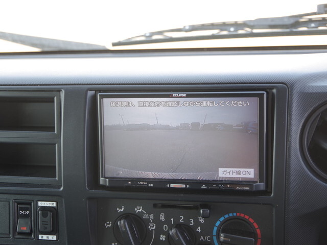 トヨタトヨエースアルミウイング小型（2t・3t）[写真29]