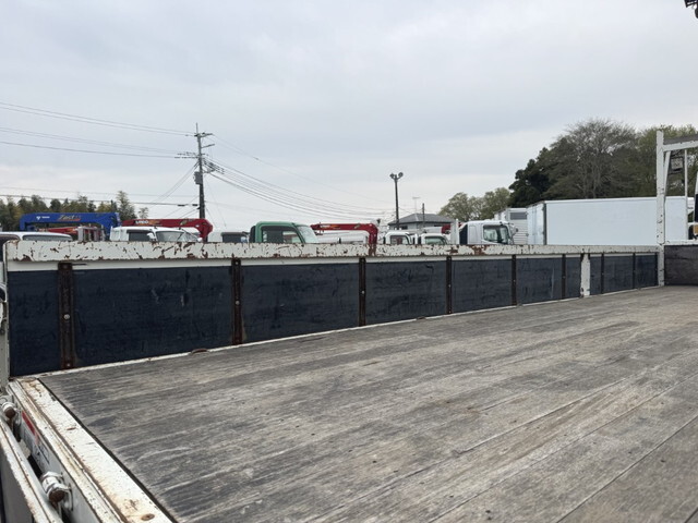 いすゞフォワードクレーン4段中型（4t）[写真13]