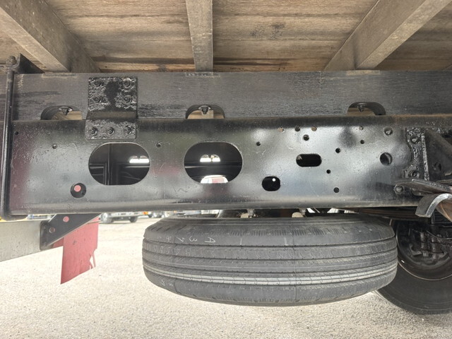 いすゞフォワードクレーン4段中型（4t）[写真28]