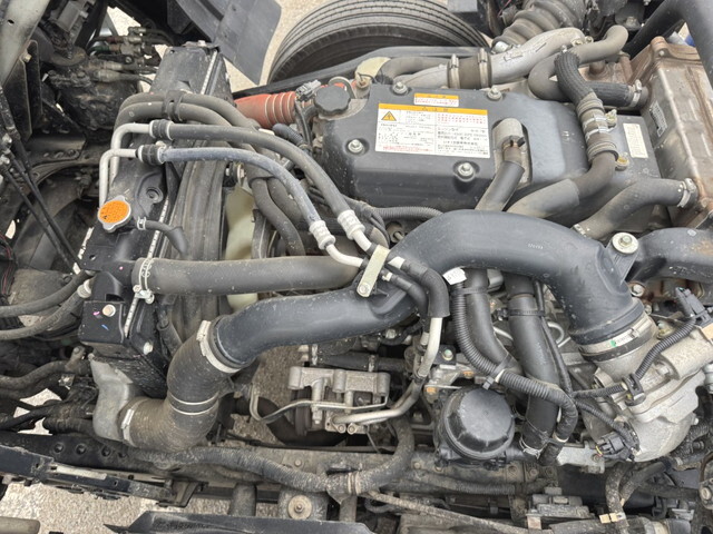 いすゞフォワードクレーン4段中型（4t）[写真33]