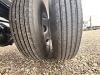 いすゞフォワードコンテナ専用車中型（4t）[写真14]