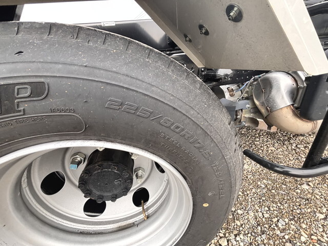 いすゞフォワードコンテナ専用車中型（4t）[写真14]