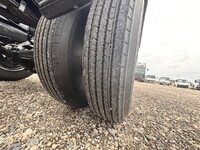 いすゞフォワードコンテナ専用車中型（4t）[写真18]