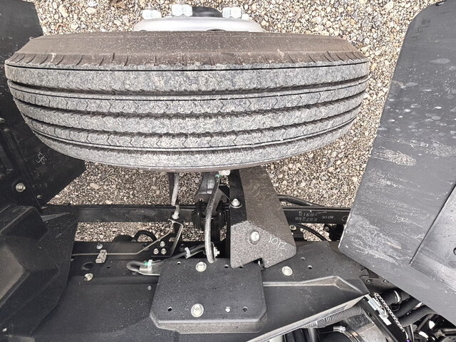 いすゞフォワードコンテナ専用車中型（4t）[写真24]